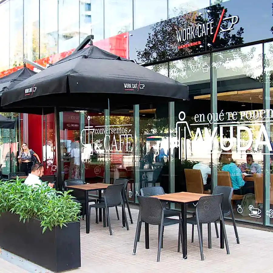 Mobiliario de Alto Tráfico: Proyecto Work/Café Santander con Sillas Bit Nardi